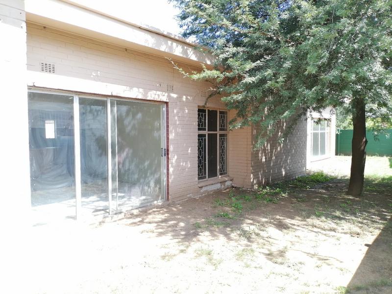 4 Bedroom Property for Sale in Odendaalsrus Free State